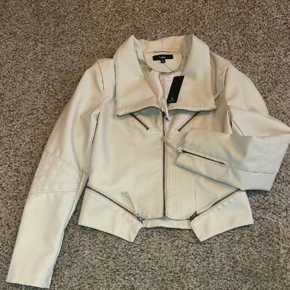 Lulu's White Vegan Leather Jacket Asymmetrical Zipper - Picture 1 of 8